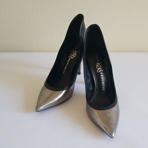 Rock Republic Chrissie Pewter Point Toe Pumps,Sz 5